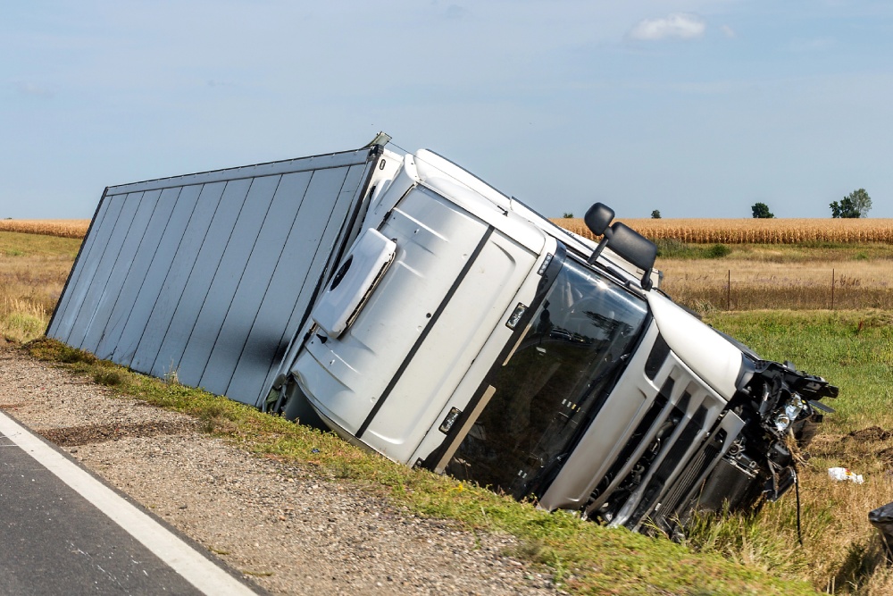 When To Consult A Lawyer For A Truck Accident: 11 Warning Signs